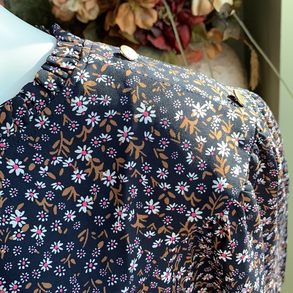 Loft Floral Ruffle Neck Rib Blouse - Picture 5 of 13